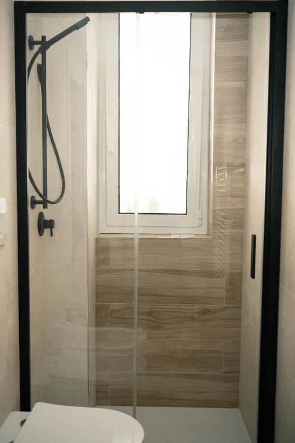 Black Marble - Design Apartment Bari Luaran gambar